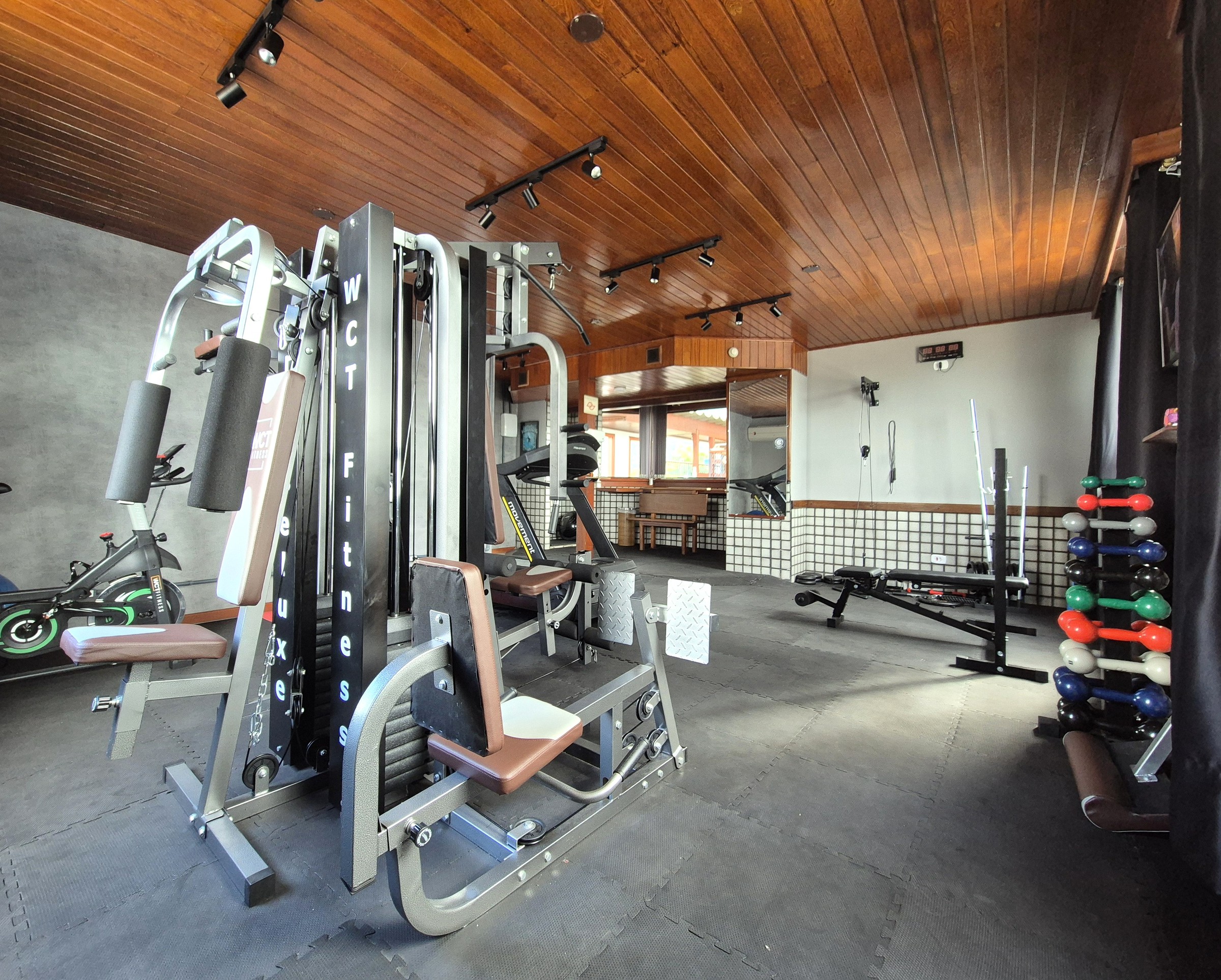 Fitness Center - Academia